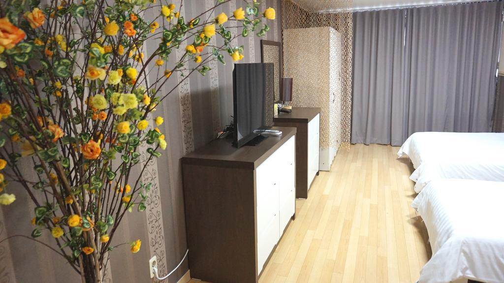 جويانج Lake & Stay الغرفة الصورة